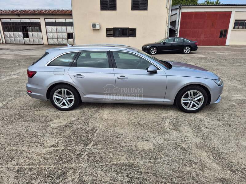 Audi A4 S tronic    2.0 TDI
