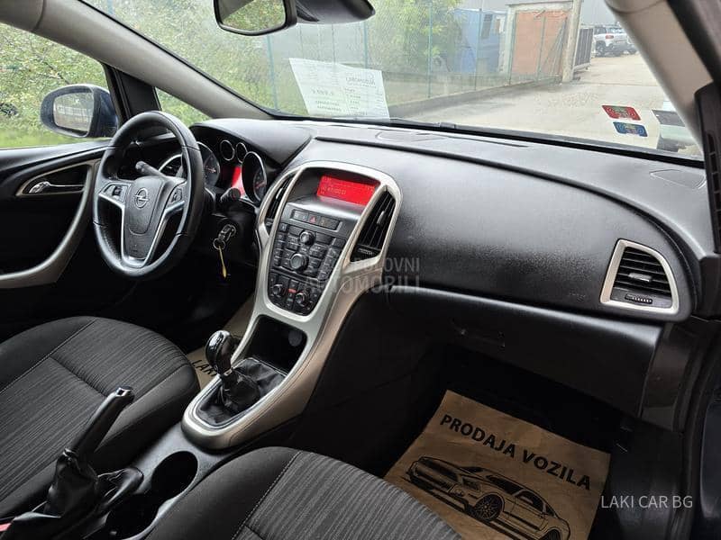 Opel Astra J SW 1.7 CDTI 6b