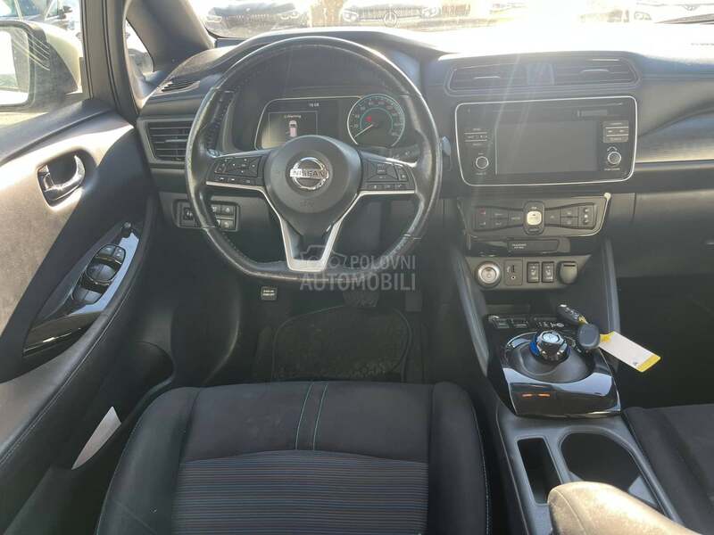Nissan Leaf Acenta/300domet
