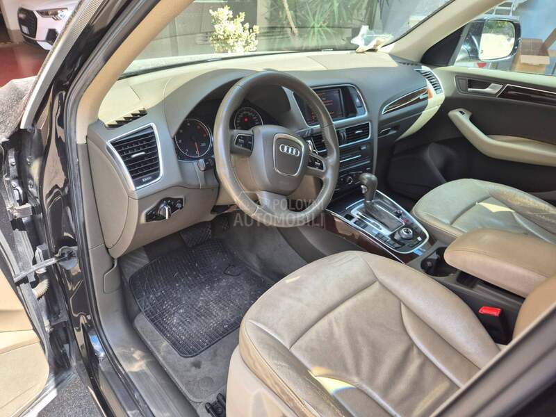 Audi Q5 2.0 tdi  QUATTRO