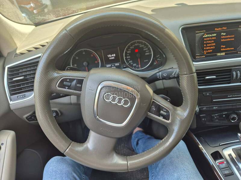 Audi Q5 2.0 tdi  QUATTRO