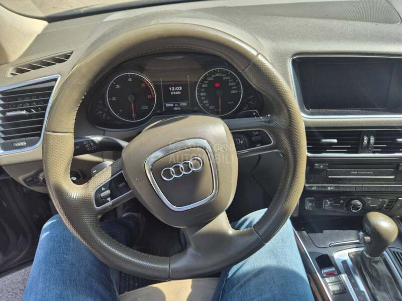 Audi Q5 2.0 tdi  QUATTRO