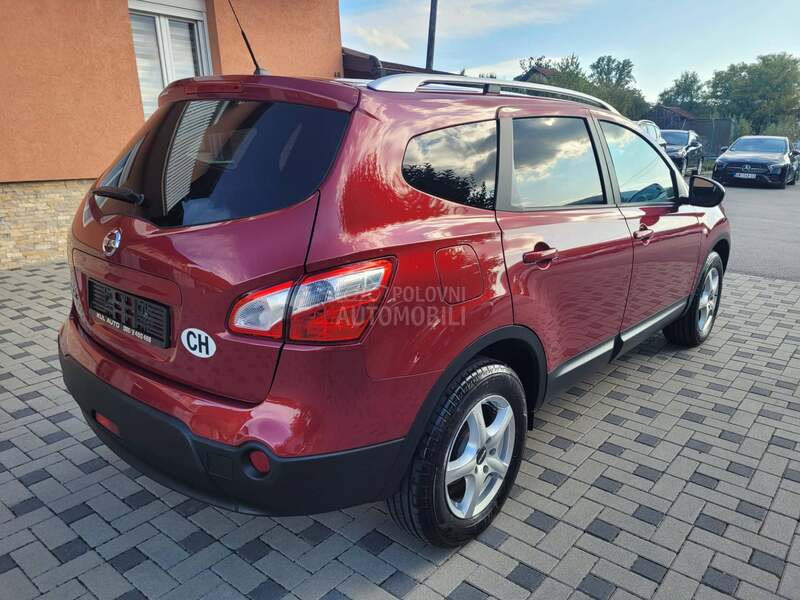 Nissan Qashqai + 2 1.6