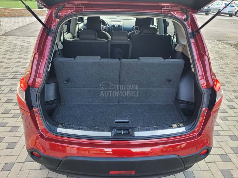 Nissan Qashqai + 2 1.6