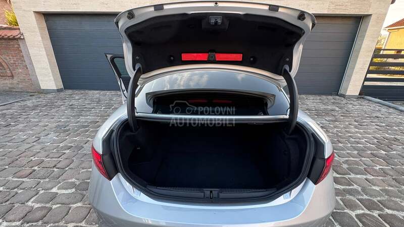 Alfa Romeo Giulia 2.2 Q4