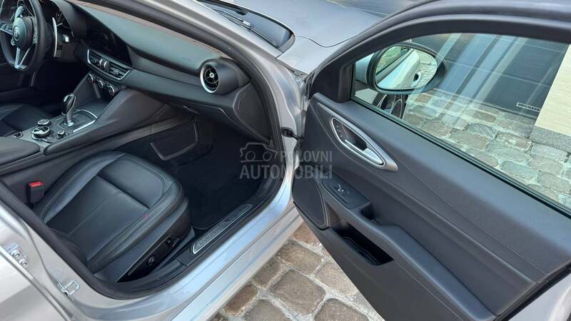 Alfa Romeo Giulia 2.2 Q4