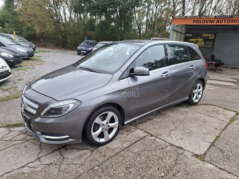 Mercedes Benz B 200 1,6 b