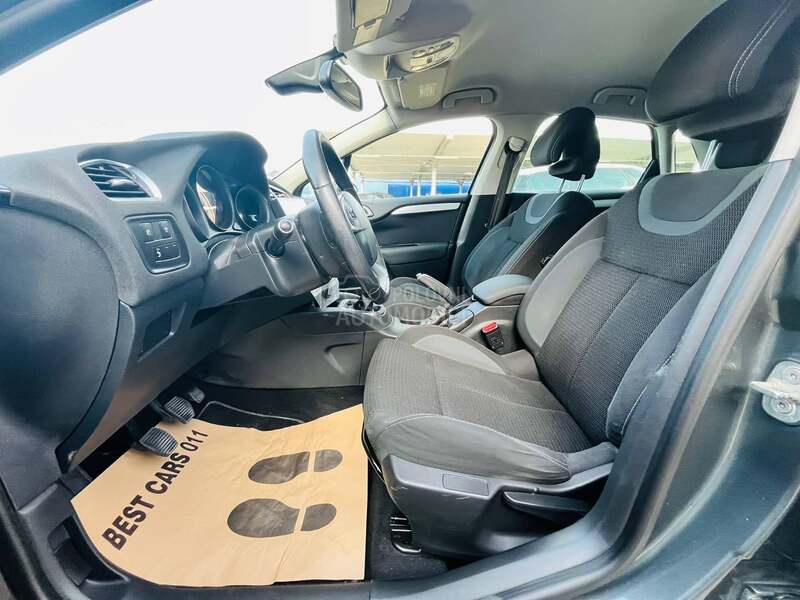 Citroen C4 1.6e-HDI EXLU.NAVY