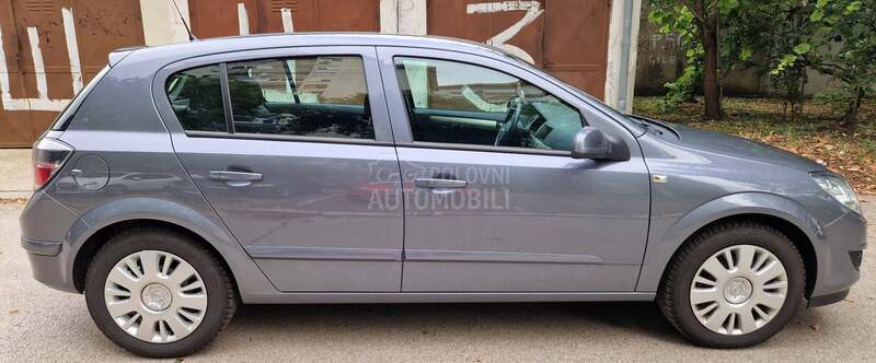 Opel Astra H 1.4