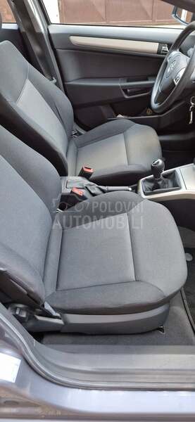 Opel Astra H 1.4