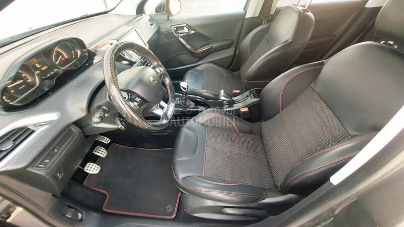 Peugeot 2008 1.6 hdi GT- line