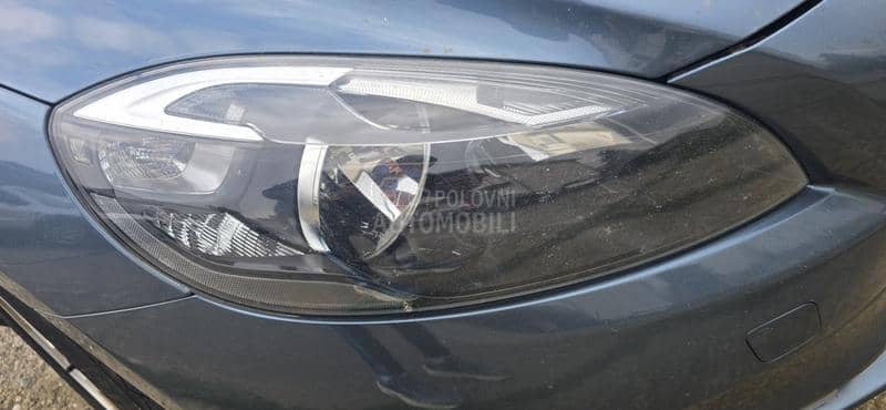 Volvo V40 2013. god. -  kompletan auto u delovima