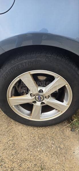 Volvo V40 2013. god. -  kompletan auto u delovima