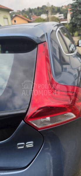 Volvo V40 2013. god. -  kompletan auto u delovima