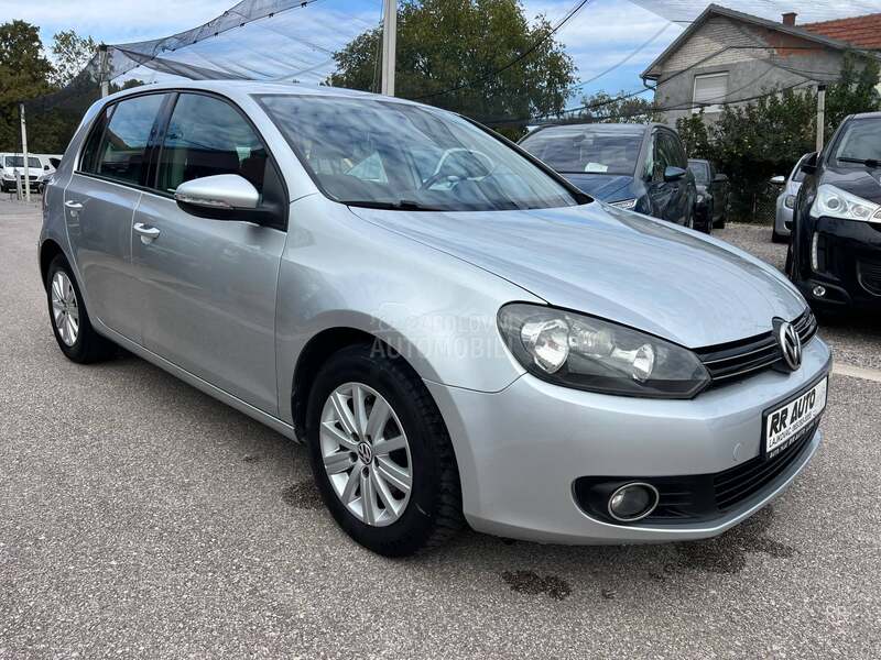 Volkswagen Golf 6 1.6TDI NaV