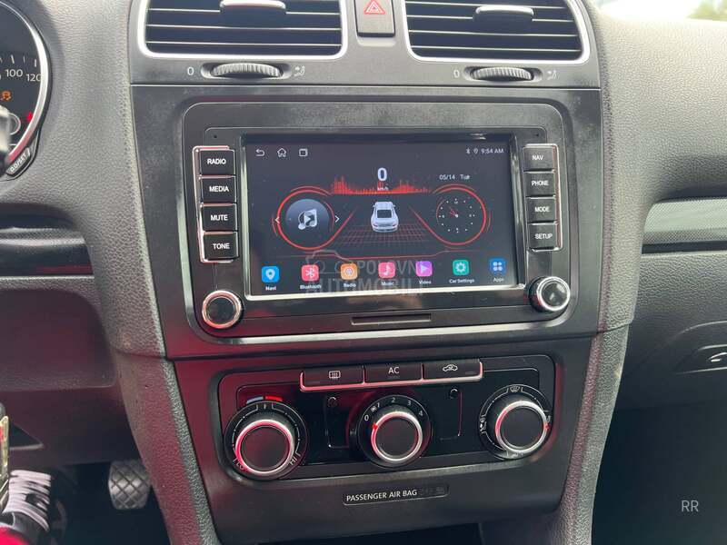 Volkswagen Golf 6 1.6TDI NaV