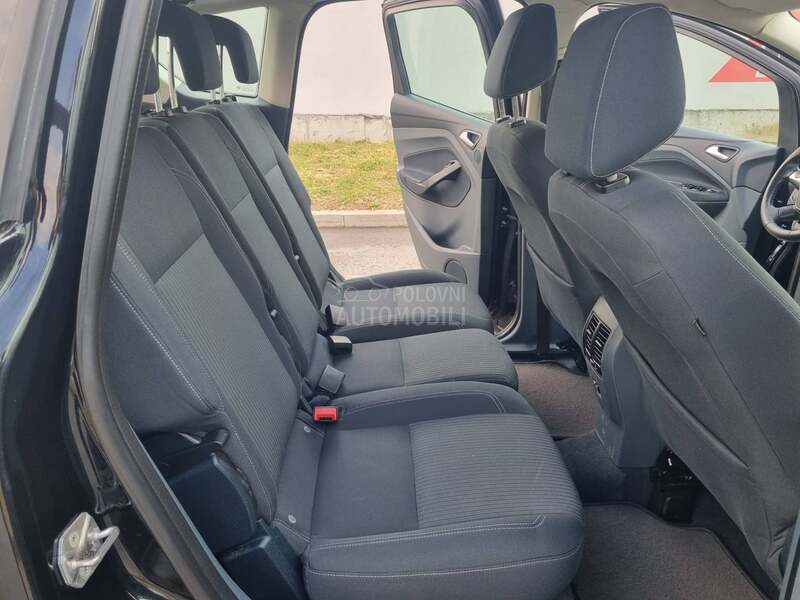 Ford C-Max TITANIUM