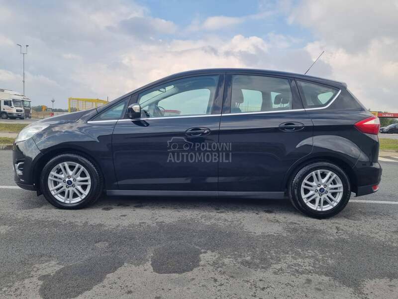 Ford C-Max TITANIUM