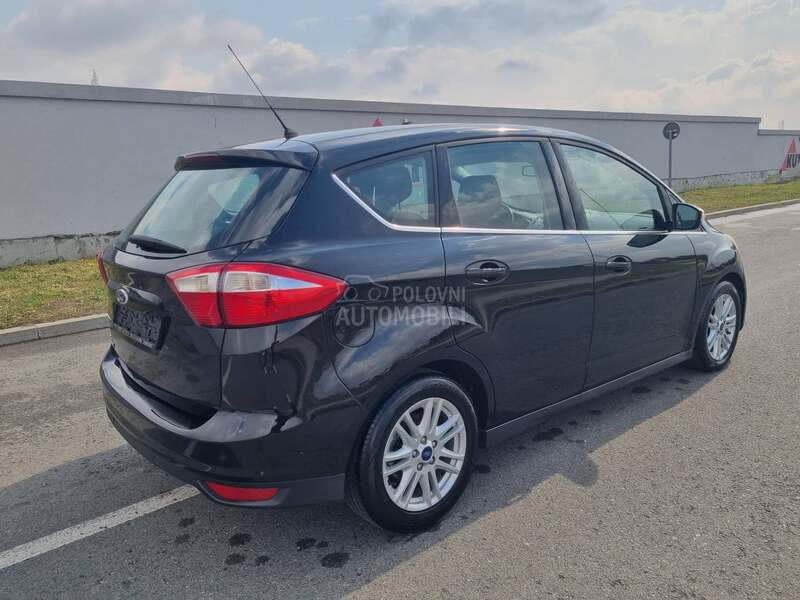 Ford C-Max TITANIUM