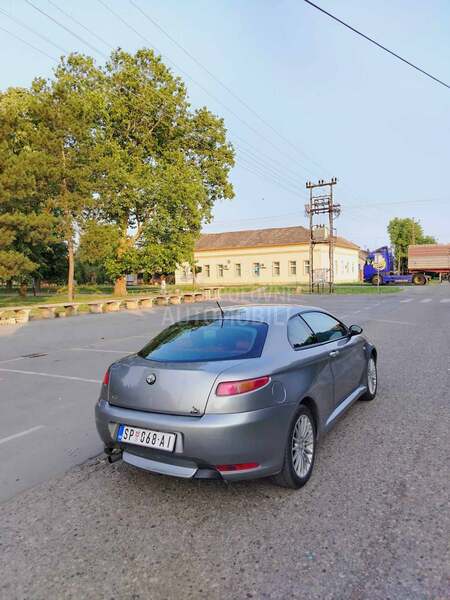 Alfa Romeo GT Jtd