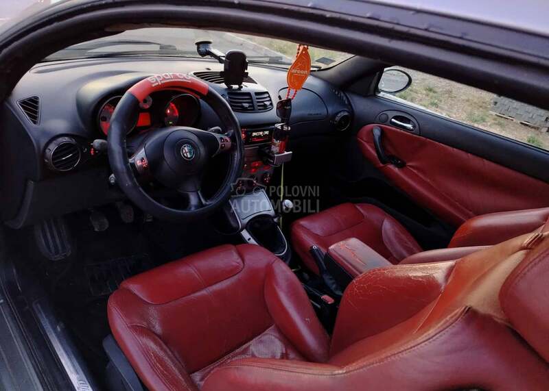 Alfa Romeo GT Jtd