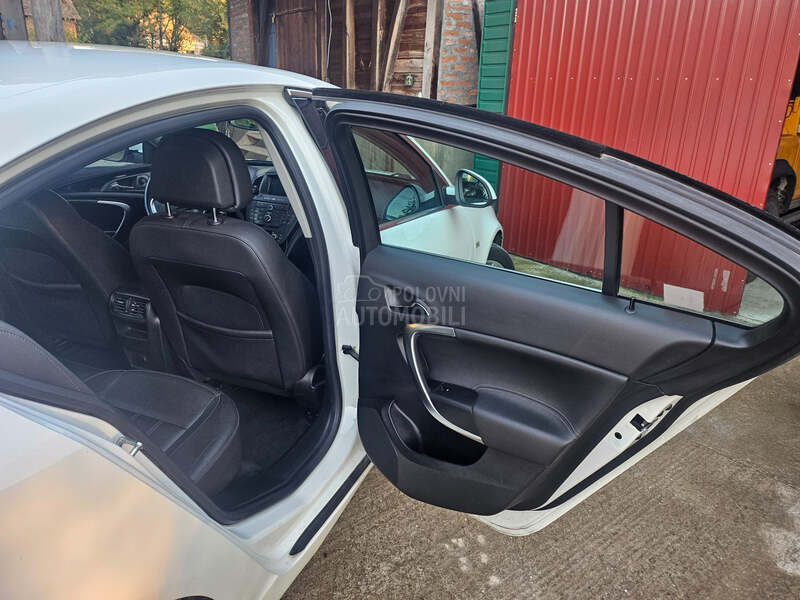 Opel Insignia 2.0 TDI