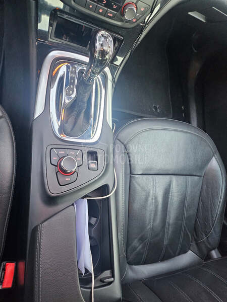 Opel Insignia 2.0 TDI