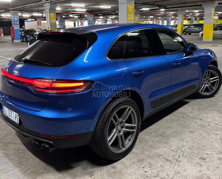 Porsche Macan 