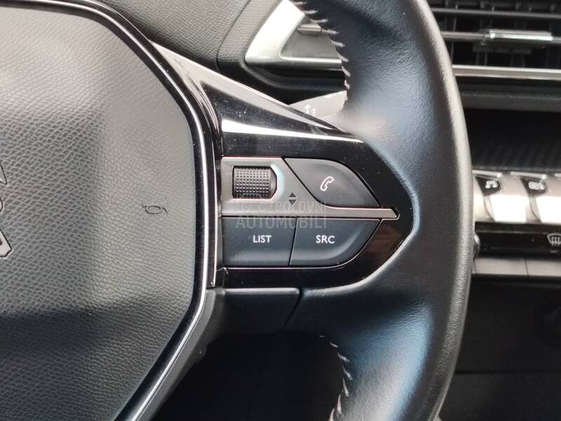 Peugeot 3008 1.2 ACTIVE BUSINESS