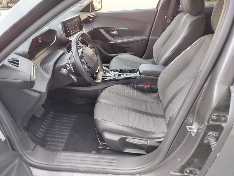 Peugeot 2008 1.2 ALLURE A/T