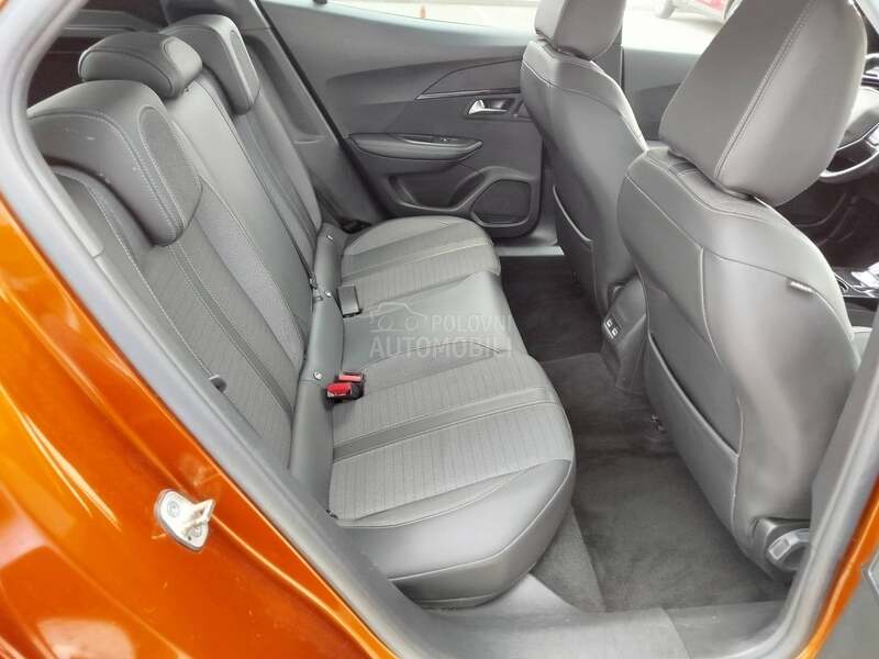 Peugeot 2008 1.2 ALLURE A/T