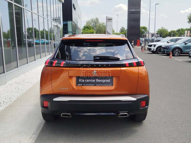 Peugeot 2008 1.2 ALLURE A/T