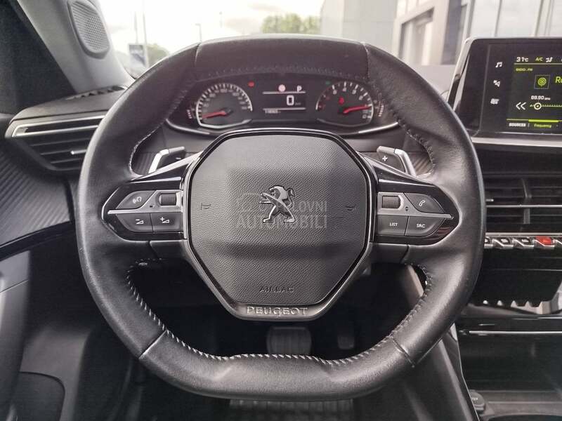 Peugeot 2008 1.2 ALLURE A/T