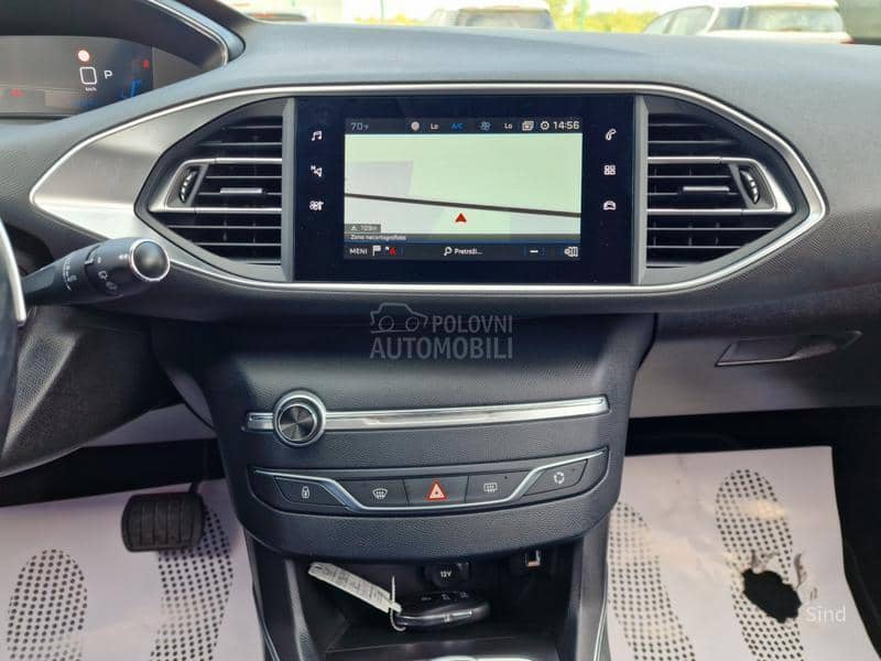 Peugeot 308 1.2 PURETECH ALLURE