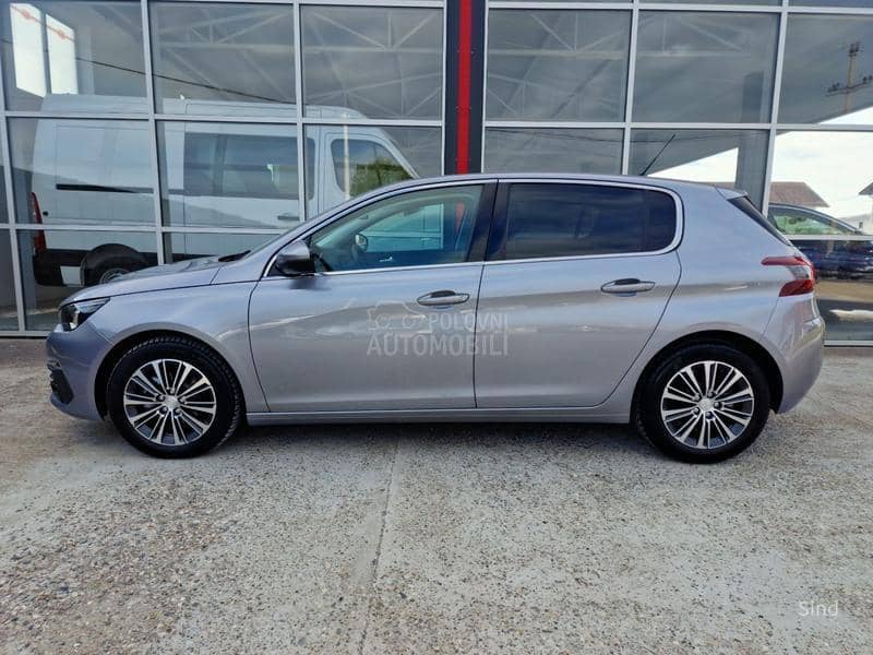 Peugeot 308 1.2 PURETECH ALLURE