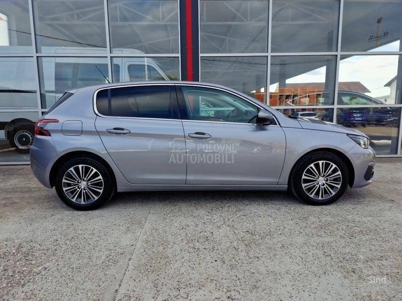 Peugeot 308 1.2 PURETECH ALLURE
