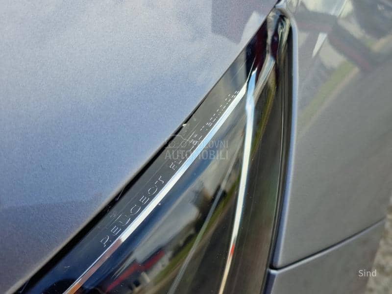 Peugeot 308 1.2 PURETECH ALLURE