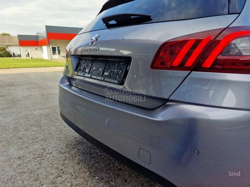 Peugeot 308 1.2 PURETECH ALLURE