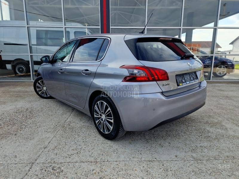 Peugeot 308 1.2 PURETECH ALLURE