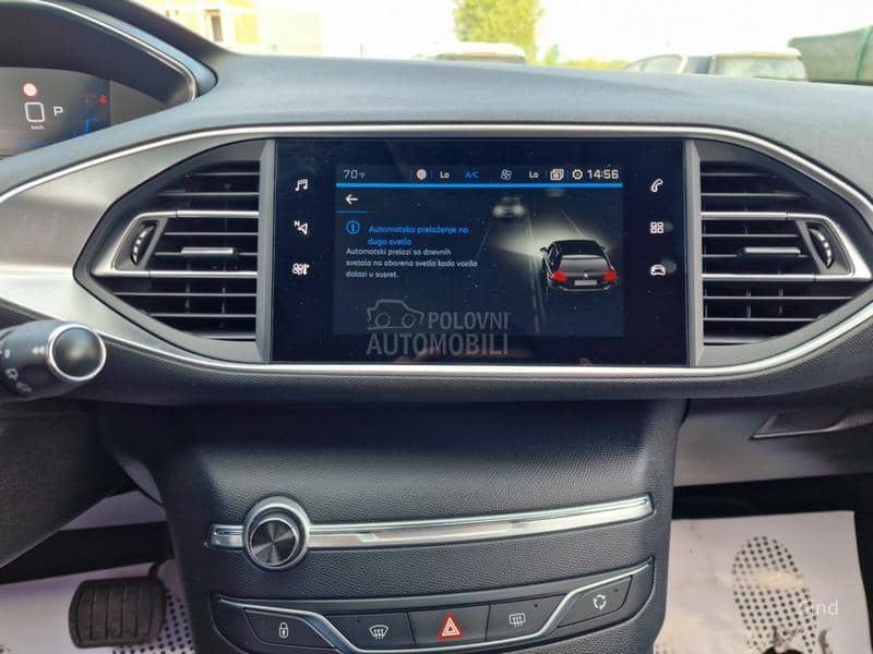 Peugeot 308 1.2 PURETECH ALLURE