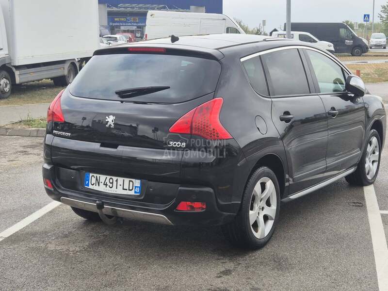 Peugeot 3008 1.6 ehi allur.e