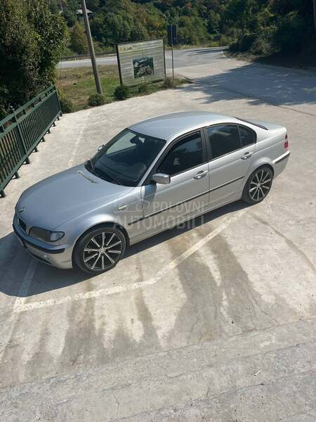 BMW 320 