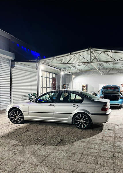 BMW 320 