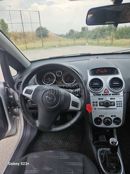 Opel Corsa D 