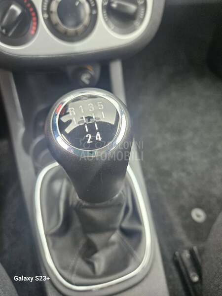 Opel Corsa D 