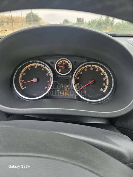 Opel Corsa D 