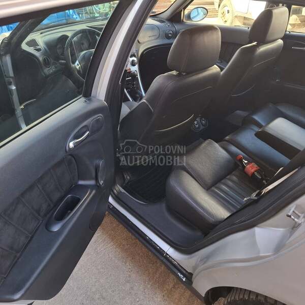 Alfa Romeo 156 
