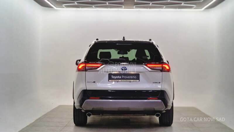 Toyota RAV 4 HYBRID