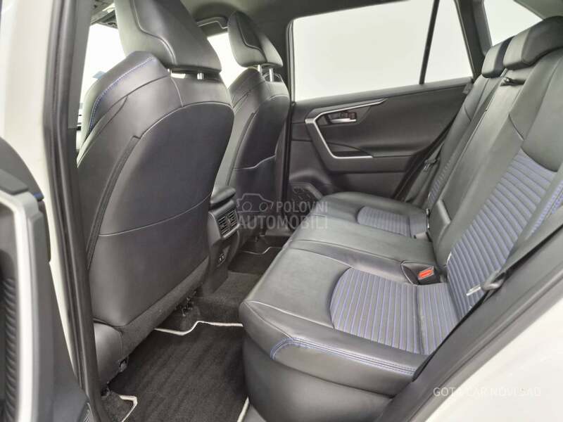 Toyota RAV 4 HYBRID