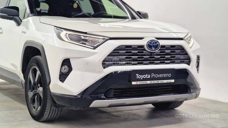 Toyota RAV 4 HYBRID